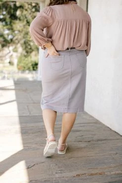 The Main Street Exchange 'Leah' Denim Skirt In Light Grey FINAL SALE 5 The Main Street Exchange 'Leah' Denim Skirt In Light Grey FINAL SALE