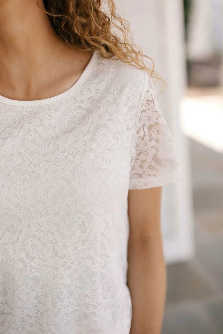 The Main Street Exchange 'Annlyn' Lace Top In White 3 The Main Street Exchange 'Annlyn' Lace Top In White