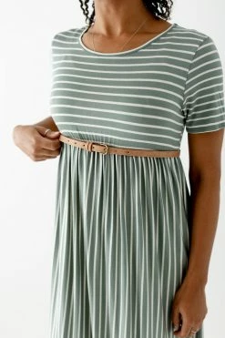 ANZELL Vegan Leather Skinny Belt